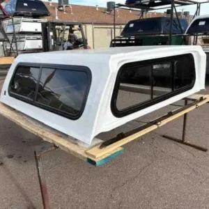 Leer 100S Mile High Deluxe Topper – Toyota Tacoma - Image 3