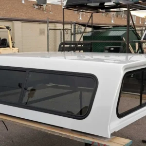 Leer 100S Topper – Chevrolet Silverado 2500 - Image 3