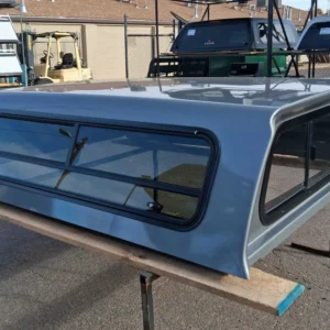 Leer 100S Topper – GMC Sierra 2500 - Image 3