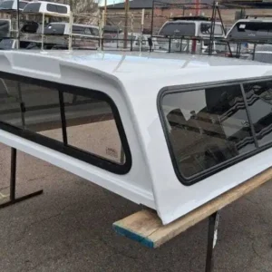 Leer 100S Mile High Deluxe Topper – Ford F250 - Image 3