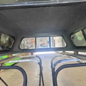 Leer 180 Topper – Toyota Tacoma - Image 2