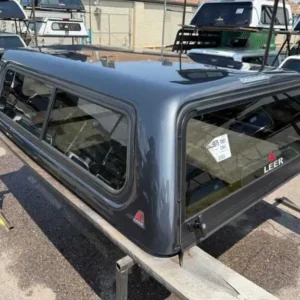 Leer 100R Topper – Toyota Tacoma - Image 5