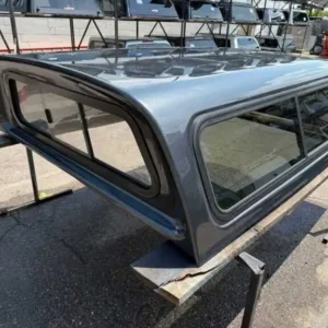 Leer 100R Topper – Toyota Tacoma - Image 4