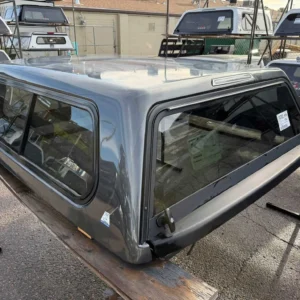 Leer 100R Topper – Toyota Tundra - Image 2