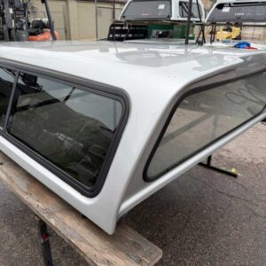 Leer 100XR Topper – Chevrolet Silverado 1500 - Image 3