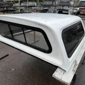 Leer 100XR Topper – Toyota Tacoma - Image 4