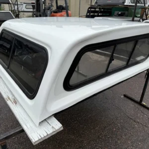 Leer 100XR Topper – Toyota Tacoma - Image 3