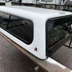 Leer 100R Topper – Toyota Tacoma - Image 5