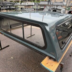 Leer 100R Topper – Chevrolet Silverado 1500 - Image 3