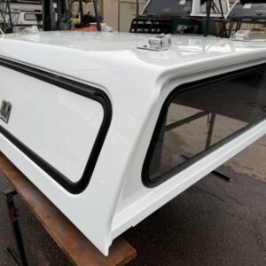 Leer 100RCC Topper – Chevrolet Silverado 1500 - Image 3