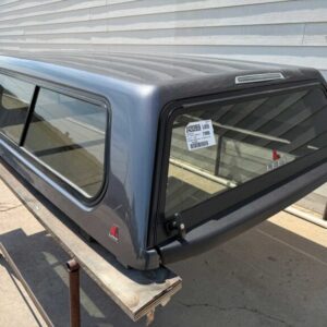 Leer 100R Topper – Toyota Tundra - Image 5