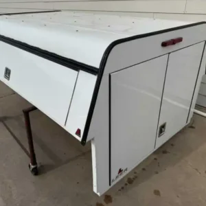 Leer DCC Topper – GMC Sierra 2500 - Image 5