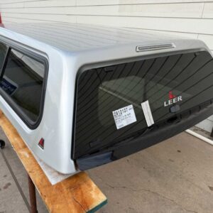 Leer 100XR Topper – Chevrolet Silverado 1500 - Image 5