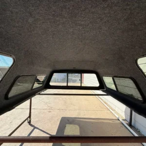 Leer 122 Topper – Ford F250 - Image 2