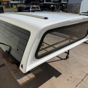 Leer 100XQ Topper – GMC Sierra 1500 - Image 3