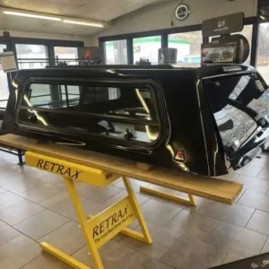 Leer 100XR Topper – GMC Sierra 1500 - Image 7