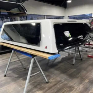 Leer 100XQ Topper – GMC Sierra 1500 - Image 4