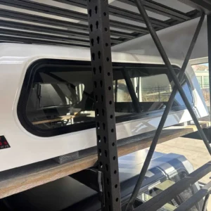 Leer 100R Topper – Toyota Tacoma - Image 3